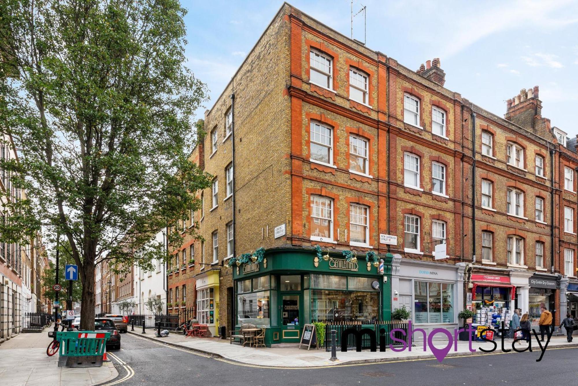 The Residence Fitzrovia - Private One Bedroom Apartment With Own Entrance 런던 객실 사진